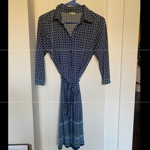 Max studio shift dress